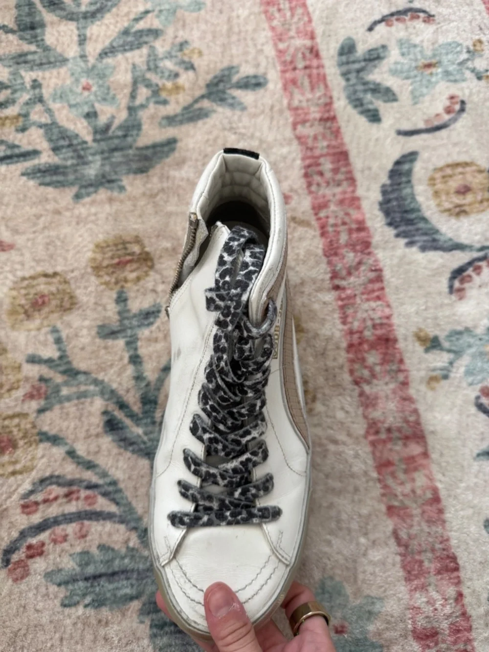 Golden Gooses - Picture 5 of 8